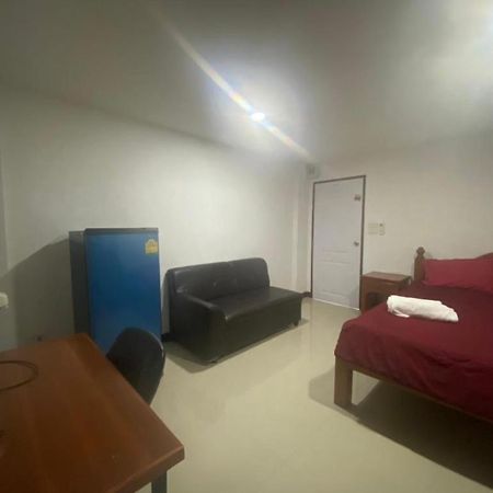 Oyo 1135 Triple A Residence Chiang Mai Eksteriør billede