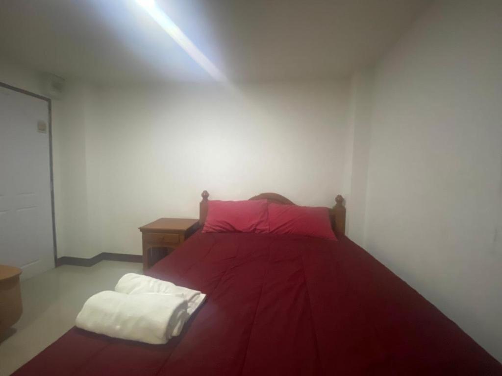 Oyo 1135 Triple A Residence Chiang Mai Eksteriør billede
