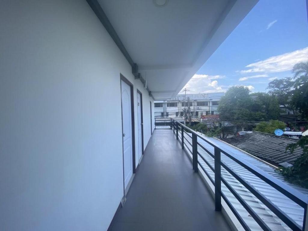 Oyo 1135 Triple A Residence Chiang Mai Eksteriør billede