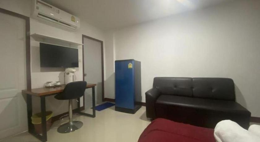 Oyo 1135 Triple A Residence Chiang Mai Eksteriør billede