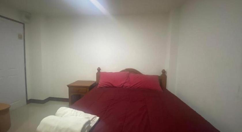 Oyo 1135 Triple A Residence Chiang Mai Eksteriør billede